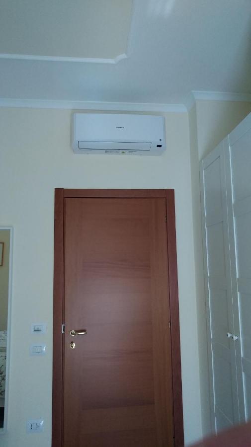 B&B Flavio Pozzuoli Bagian luar foto