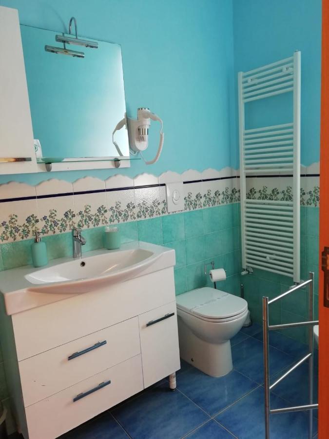 B&B Flavio Pozzuoli Bagian luar foto